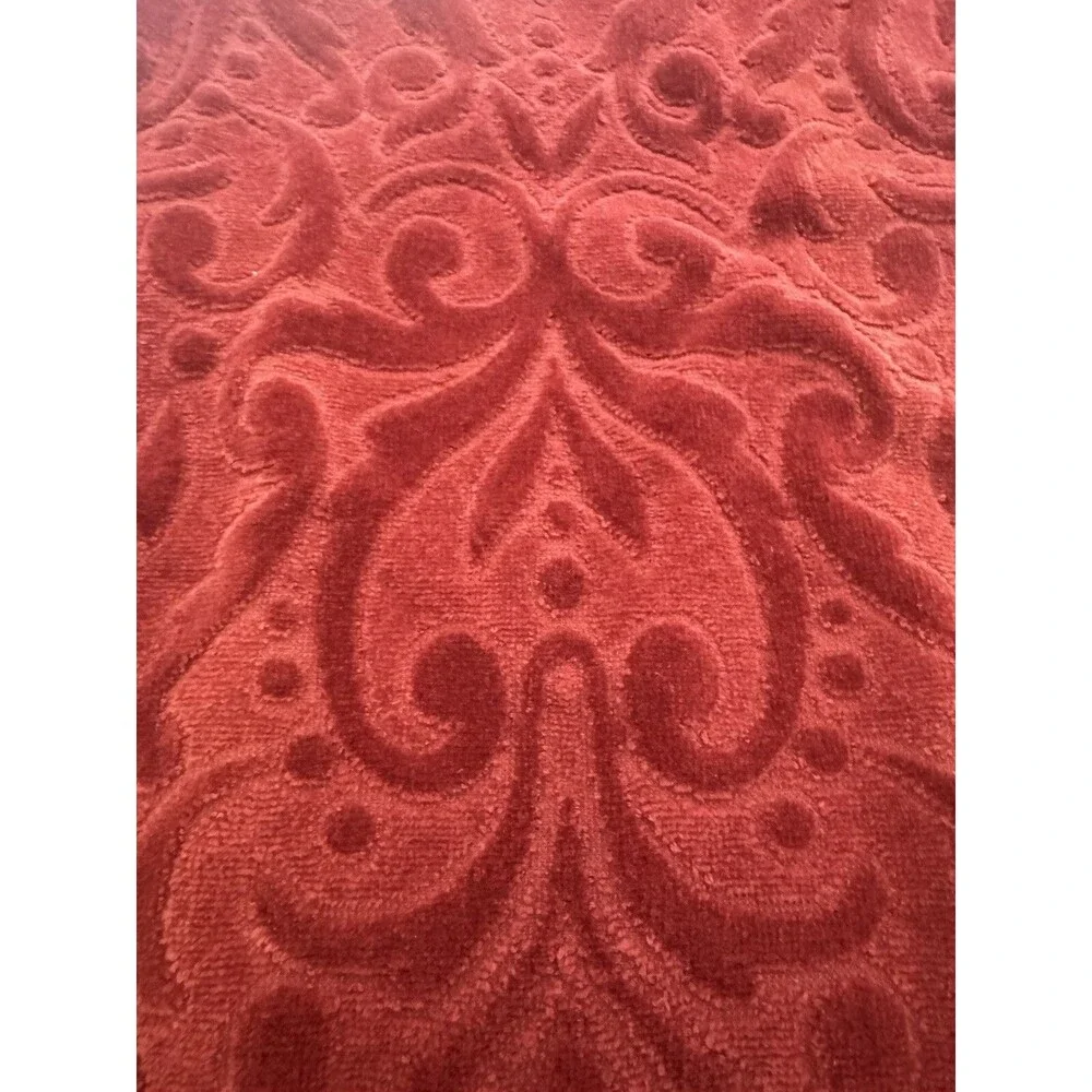 Carrara Red Toned Sculpted Hand Towel Italy 100% Cotton Approx 15.5”x24” damask